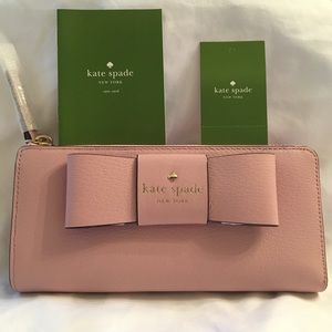 Kate Spade Pink Leather Bow Wallet ♠️